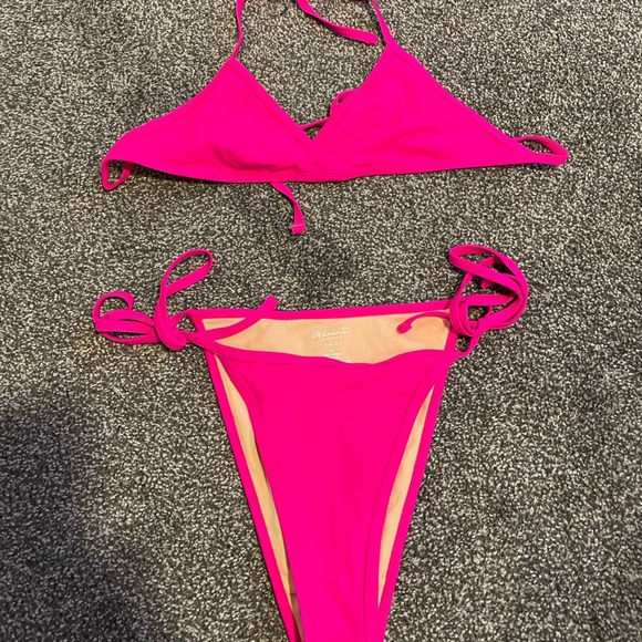 PacSun Other - hot pink bikini